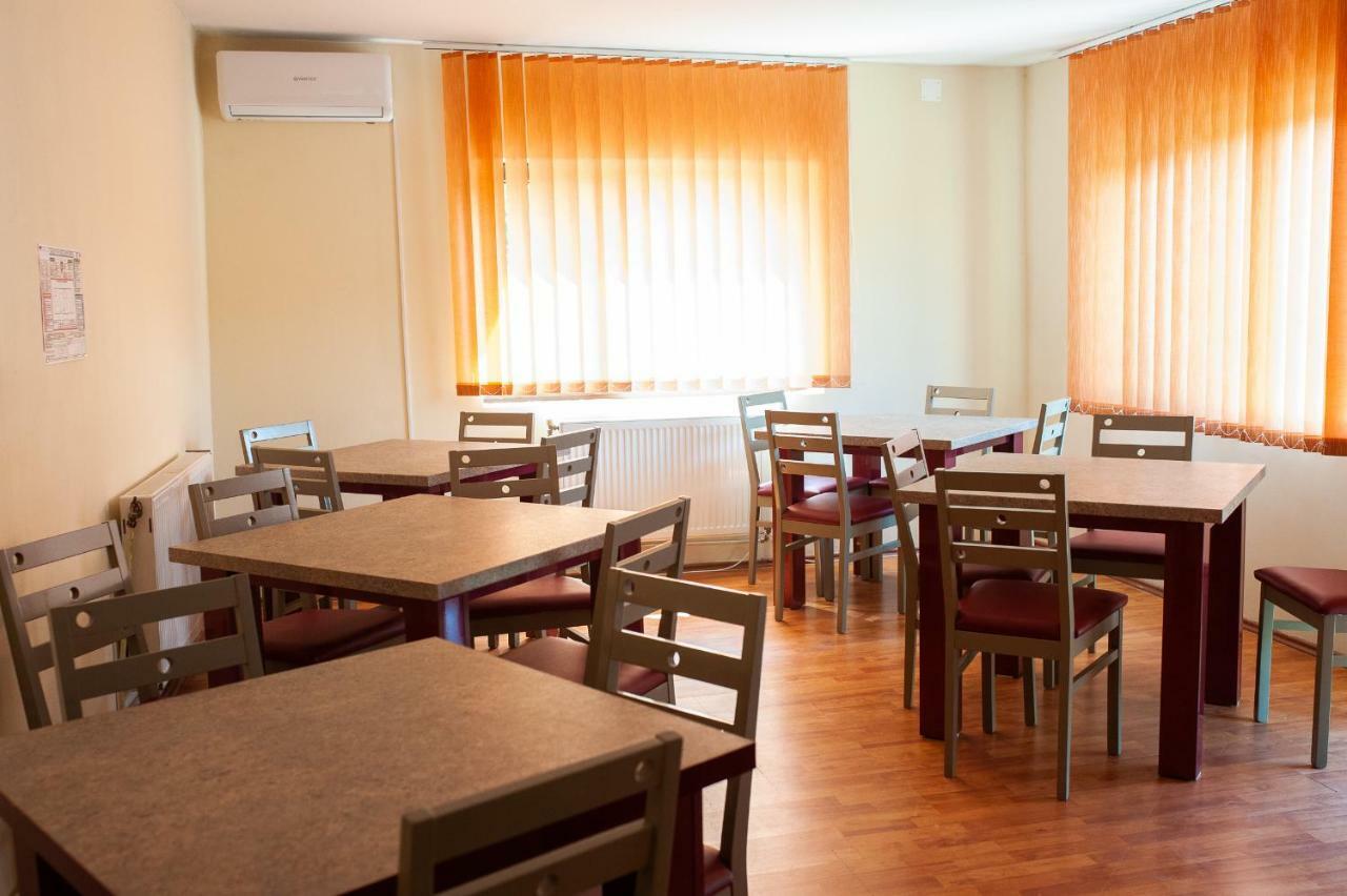 Pensiunea Vlad Arad Exterior foto